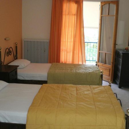 Loukas Inn Family Resort كيري المظهر الخارجي الصورة